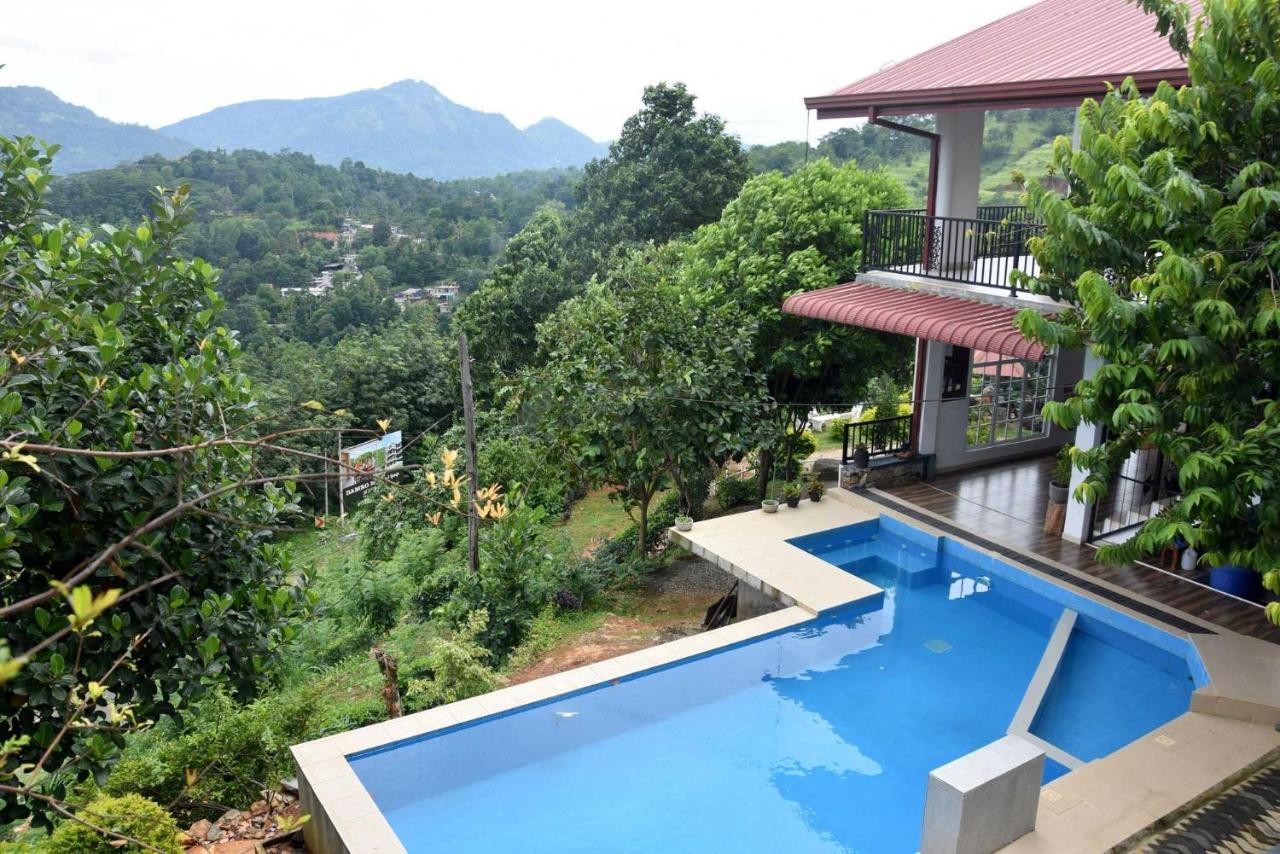 Hotel H2O Gampola Exterior foto